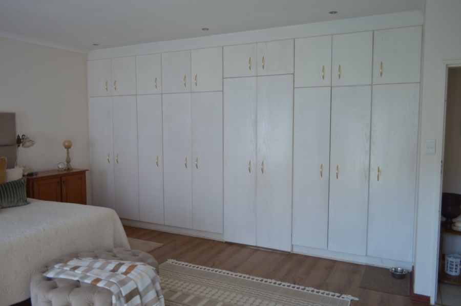 3 Bedroom Property for Sale in Wilkoppies North West